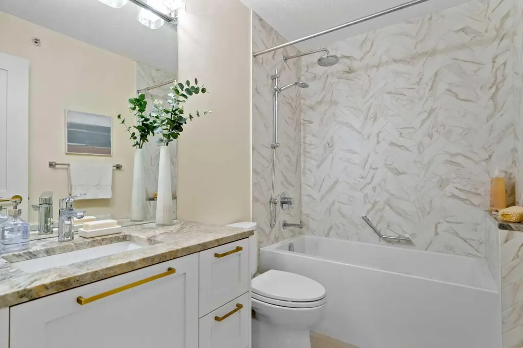 881 15 Avenue SW Calgary AB T2R 1R8