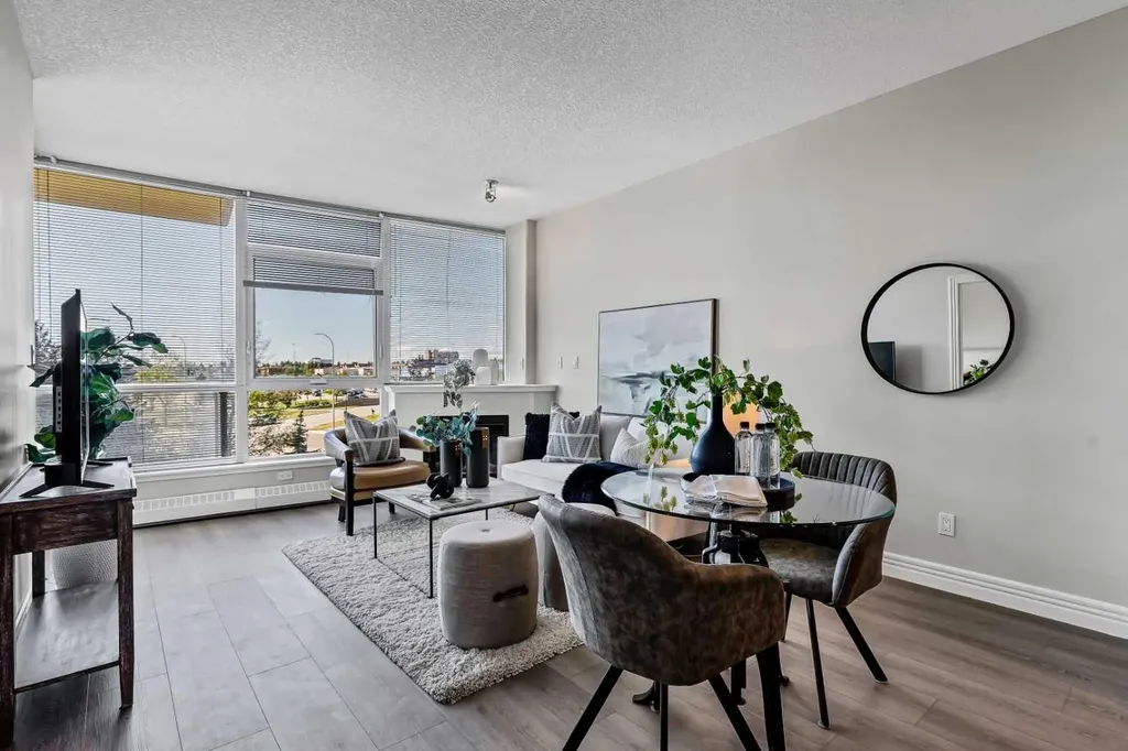 55 Spruce Place SW Calgary AB T3C 3X5