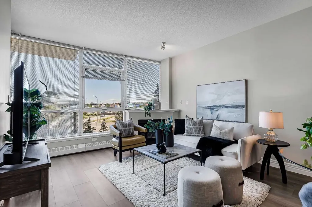 55 Spruce Place SW Calgary AB T3C 3X5