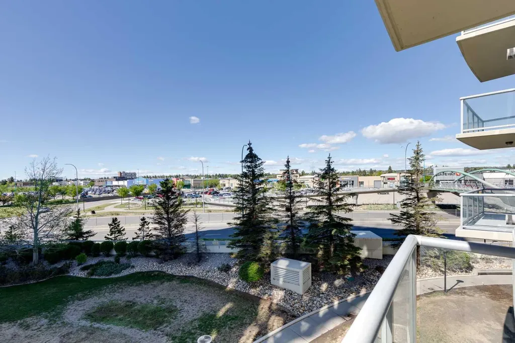 55 Spruce Place SW Calgary AB T3C 3X5