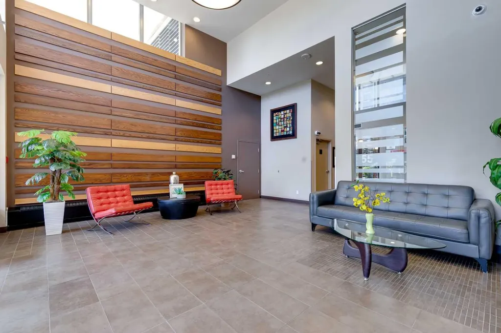 55 Spruce Place SW Calgary AB T3C 3X5