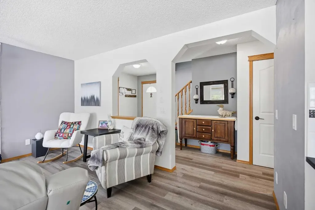 167 Fairways Drive NW Airdrie AB T4B 2R8