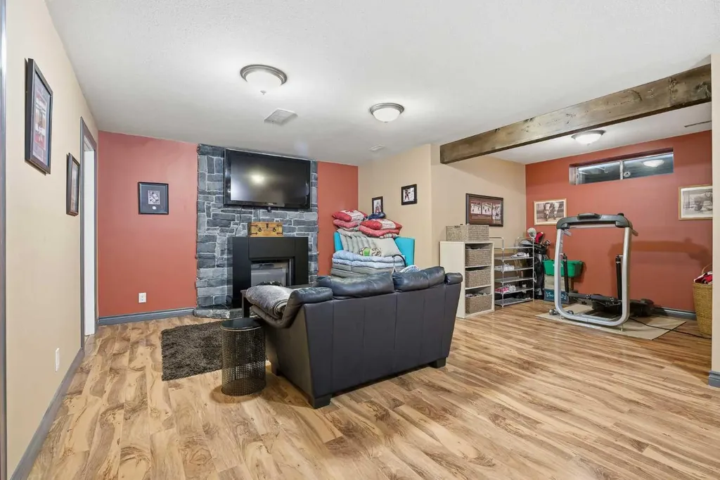 167 Fairways Drive NW Airdrie AB T4B 2R8
