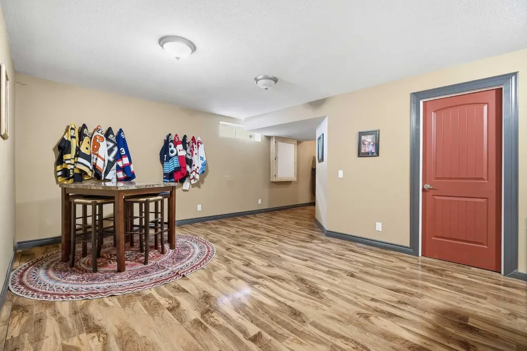 167 Fairways Drive NW Airdrie AB T4B 2R8