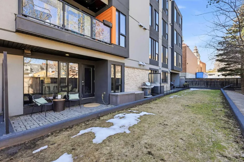 414 Meredith Road NE Calgary AB T2E5A6