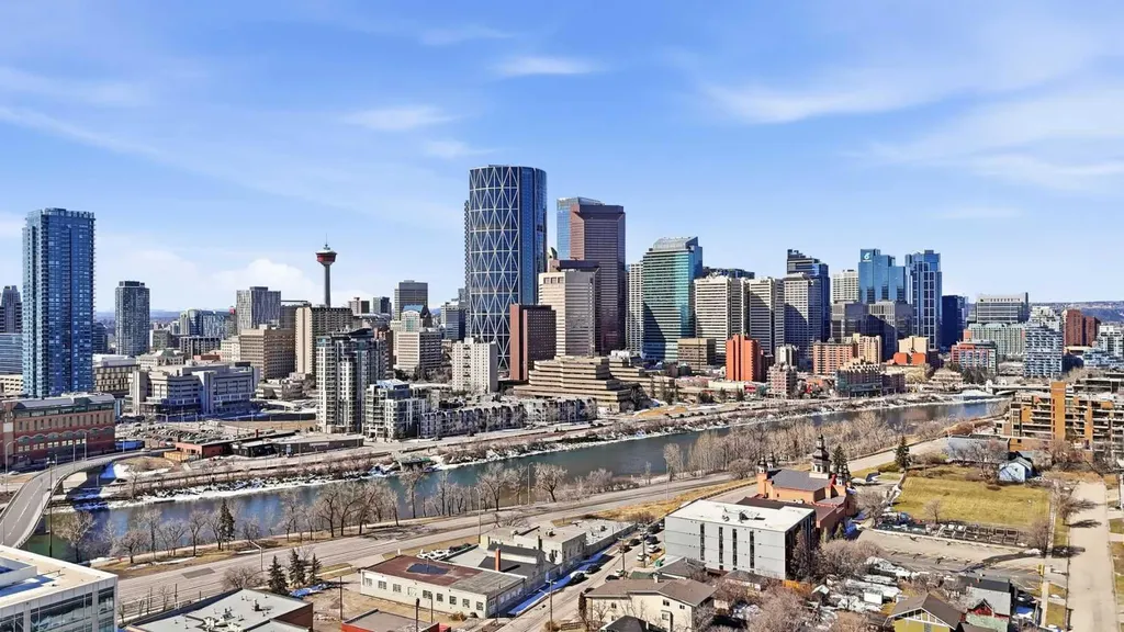 414 Meredith Road NE Calgary AB T2E5A6