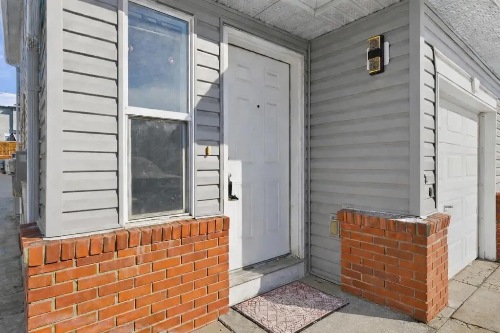 20 Covemeadow Manor NE Calgary AB T3K 6G5