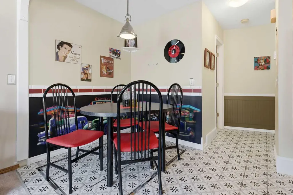 20 Covemeadow Manor NE Calgary AB T3K 6G5