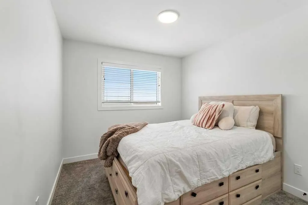 4143 Ryders Ridge Boulevard Sylvan Lake AB T4S 0K7