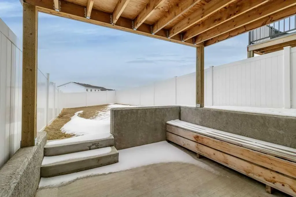 4143 Ryders Ridge Boulevard Sylvan Lake AB T4S 0K7