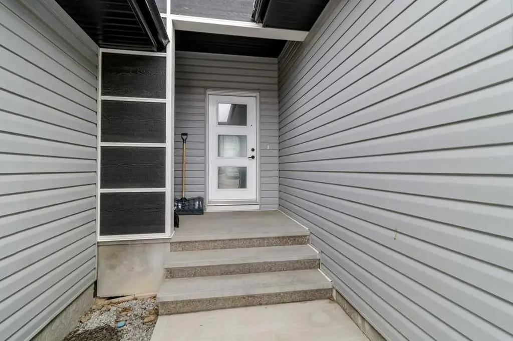 4143 Ryders Ridge Boulevard Sylvan Lake AB T4S 0K7