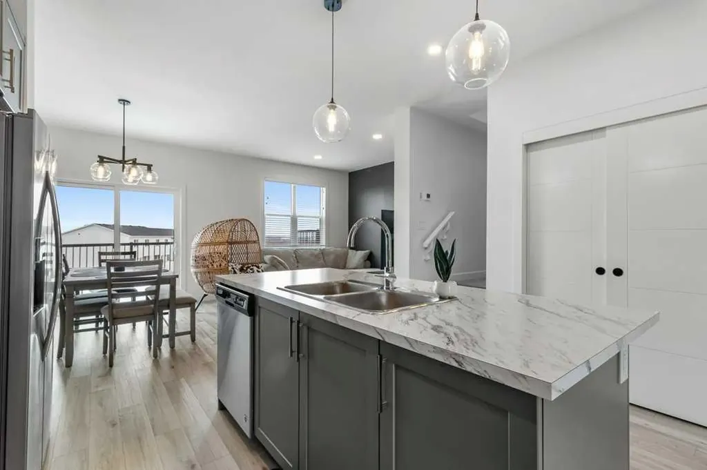 4143 Ryders Ridge Boulevard Sylvan Lake AB T4S 0K7