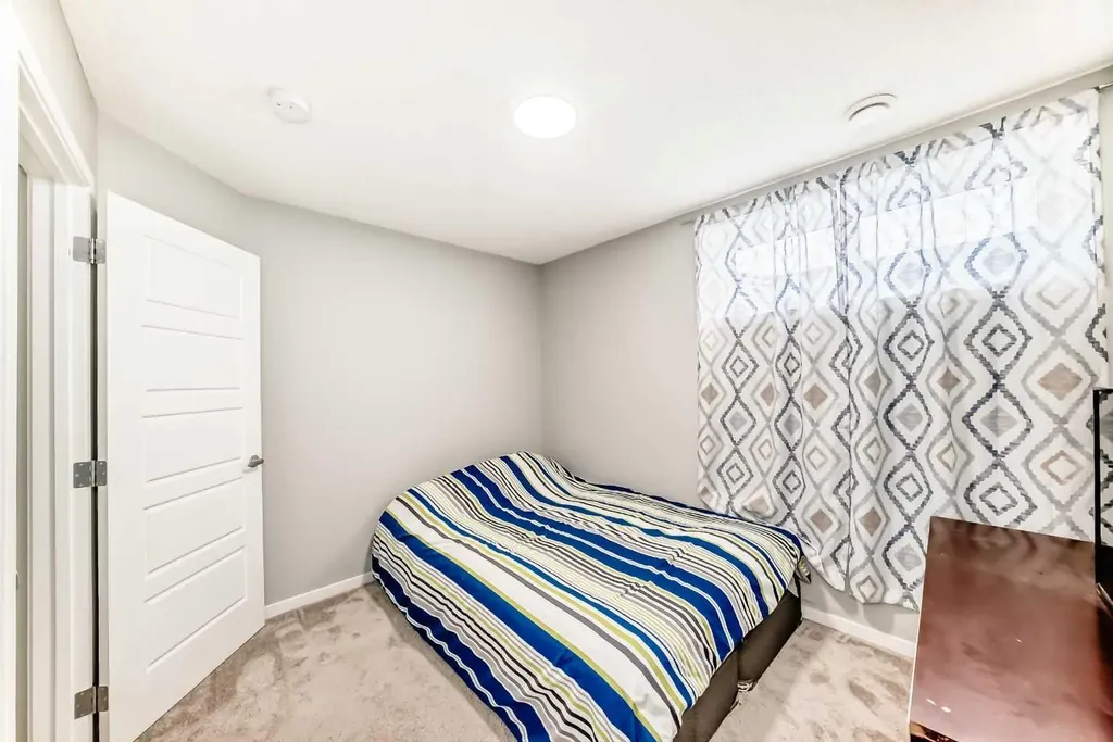 220 Cornerstone Grove NE Calgary AB T2N2A6