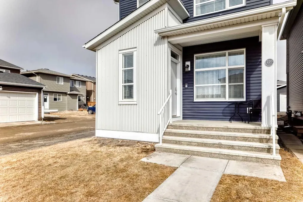 220 Cornerstone Grove NE Calgary AB T2N2A6