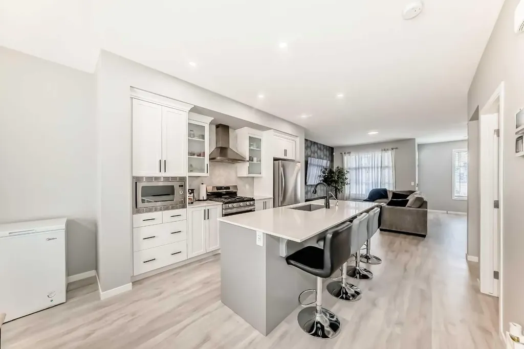 220 Cornerstone Grove NE Calgary AB T2N2A6