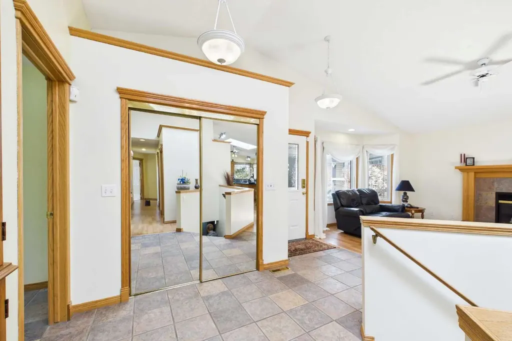 535 Cimarron Point Okotoks AB T1S 1S6