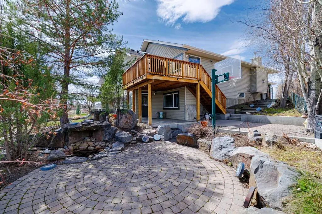 535 Cimarron Point Okotoks AB T1S 1S6