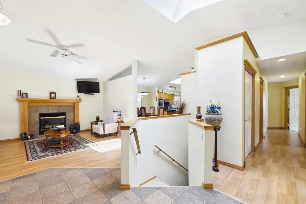 535 Cimarron Point Okotoks AB T1S 1S6