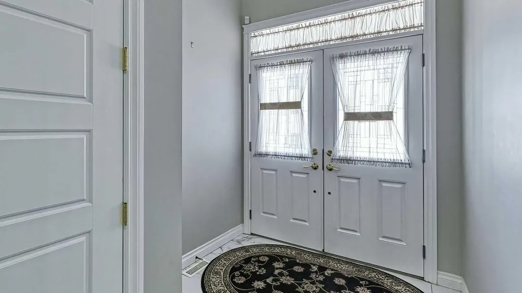 47 Saddlelake Way NE Calgary AB T3J 0V1