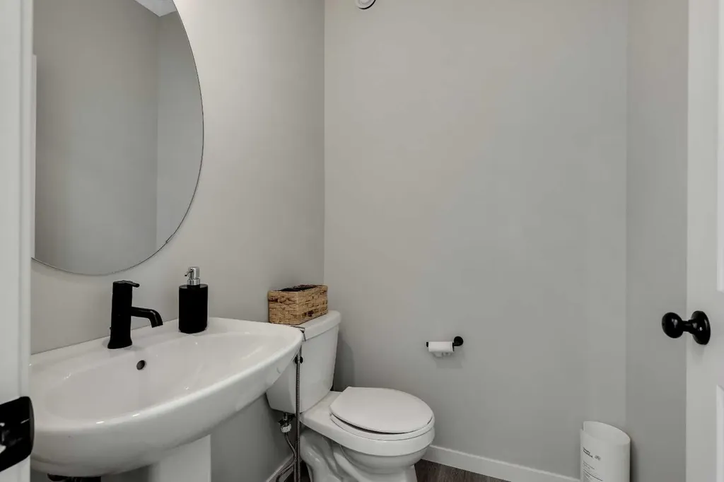 46 Creekstone Path SW Calgary AB T2X 4P7