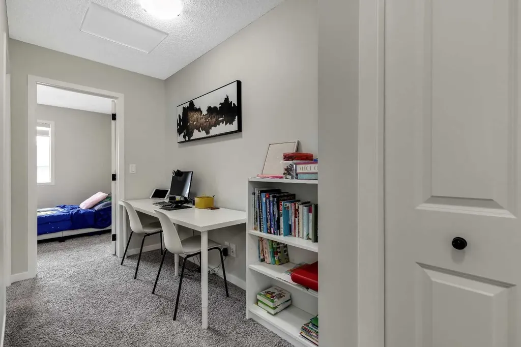 46 Creekstone Path SW Calgary AB T2X 4P7