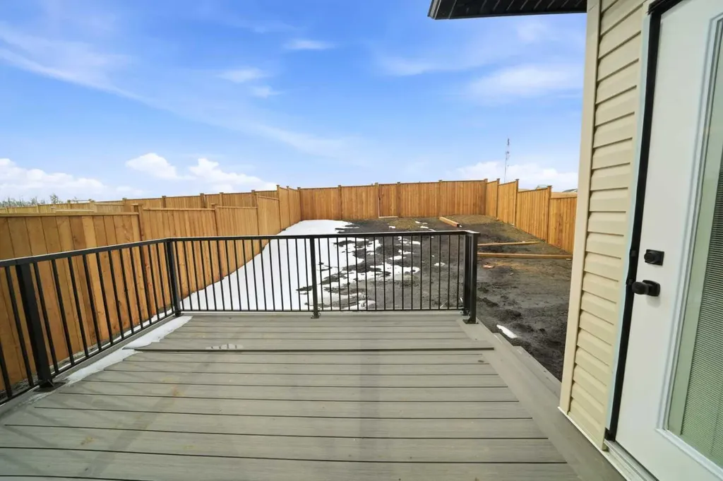 115 Crestview Boulevard Sylvan Lake AB T4S 0V8