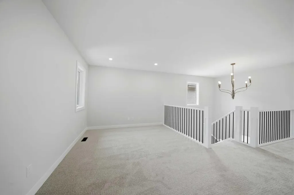 115 Crestview Boulevard Sylvan Lake AB T4S 0V8