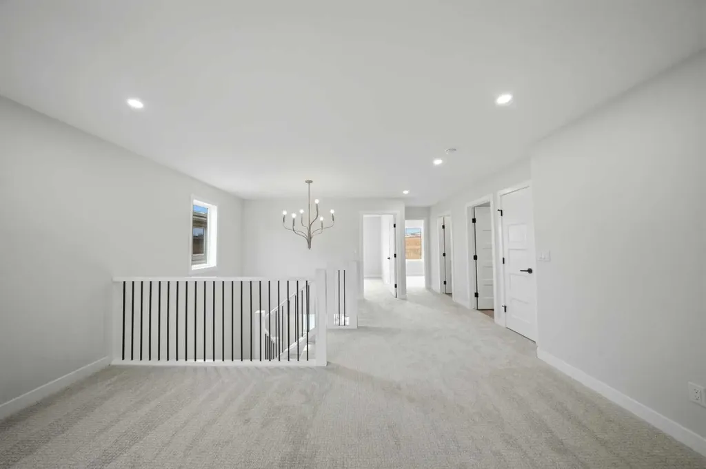 115 Crestview Boulevard Sylvan Lake AB T4S 0V8