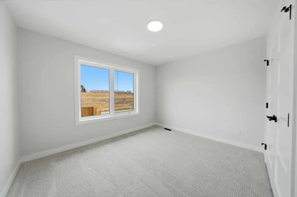 115 Crestview Boulevard Sylvan Lake AB T4S 0V8