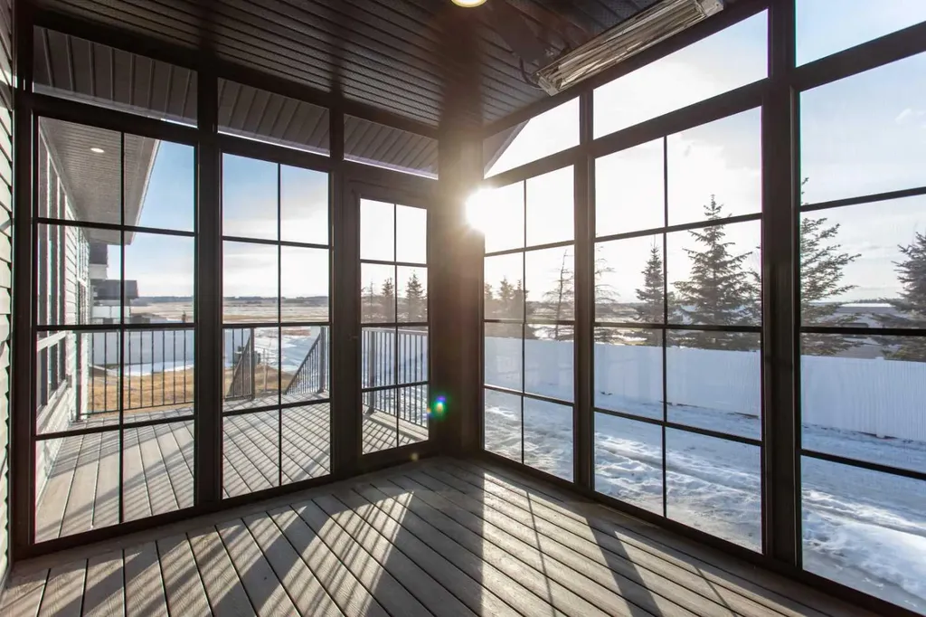 20 Emmett Crescent Red Deer AB T4P 3G8