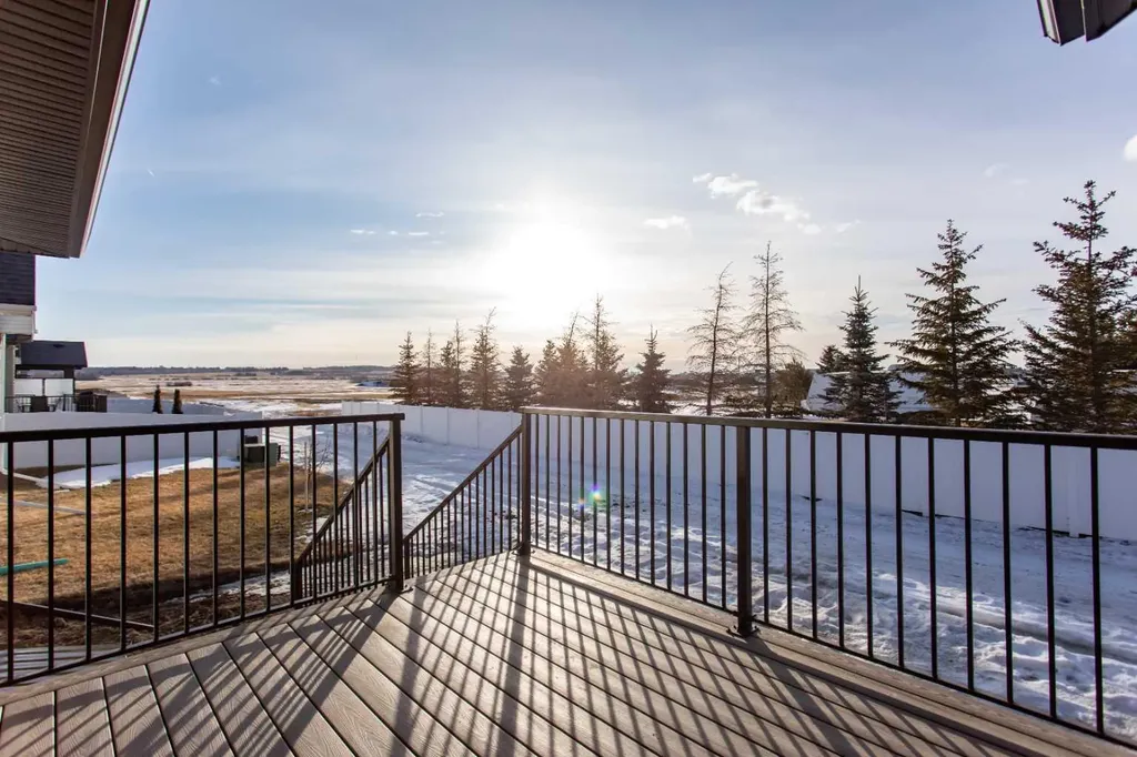 20 Emmett Crescent Red Deer AB T4P 3G8