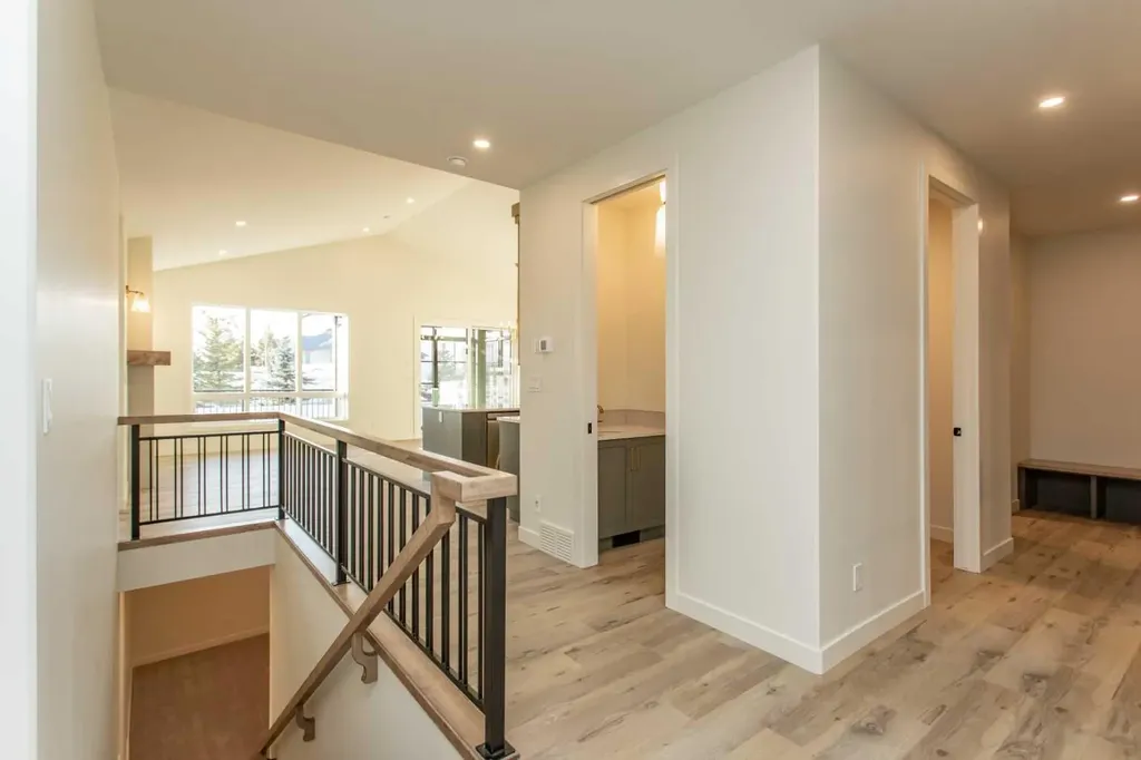 20 Emmett Crescent Red Deer AB T4P 3G8