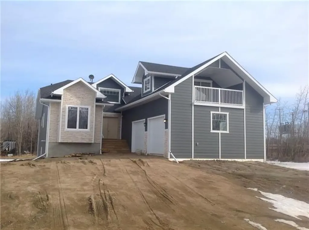 104 13442 Lakeland Drive Lac La Biche AB T0A 2C0