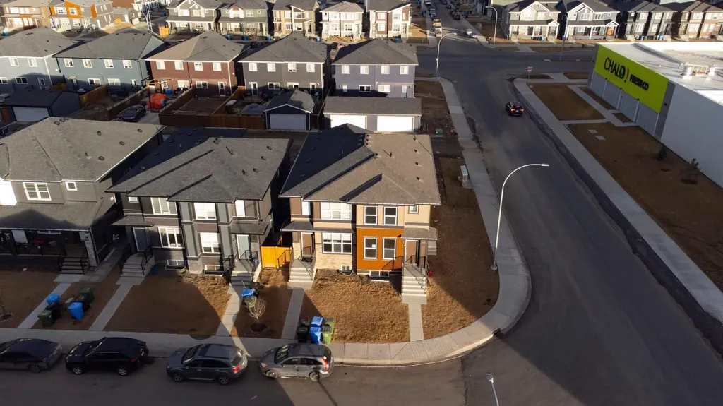 98 Cornerstone Link NE Calgary AB T3N 2Y6