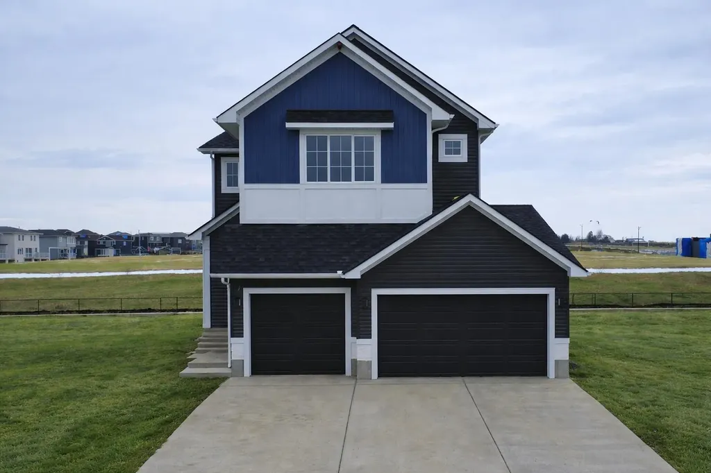 852 Dawson Point Chestermere AB T1X3G3