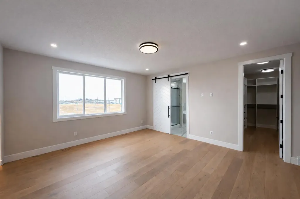 852 Dawson Point Chestermere AB T1X3G3