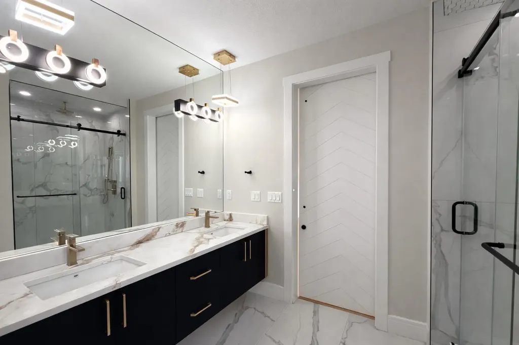 852 Dawson Point Chestermere AB T1X3G3