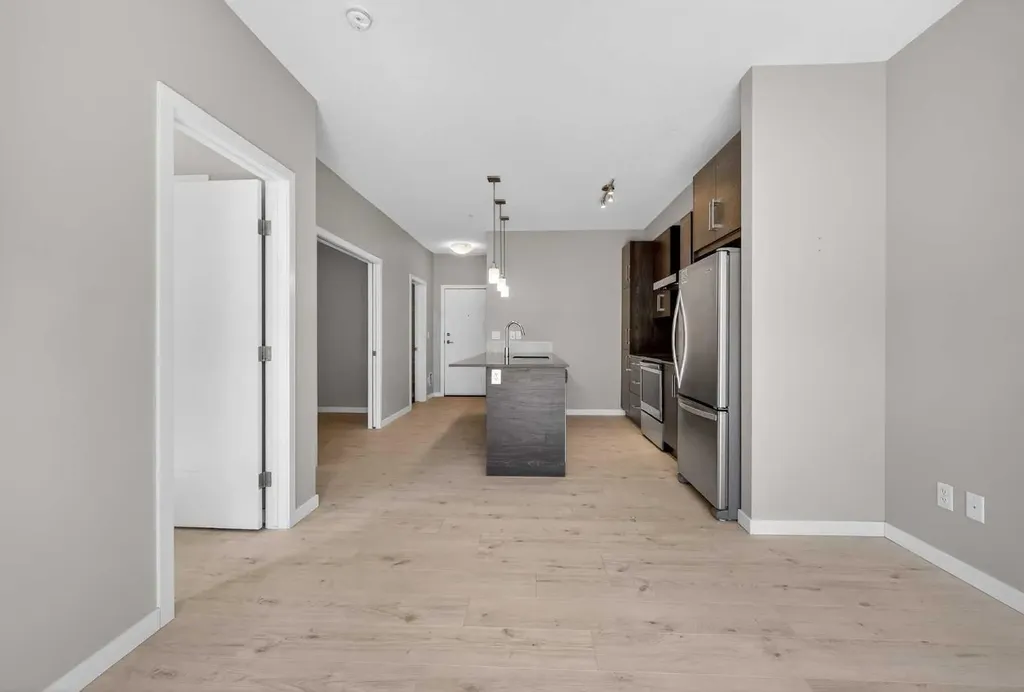 122 Mahogany Centre SE Calgary AB T3M2Y1