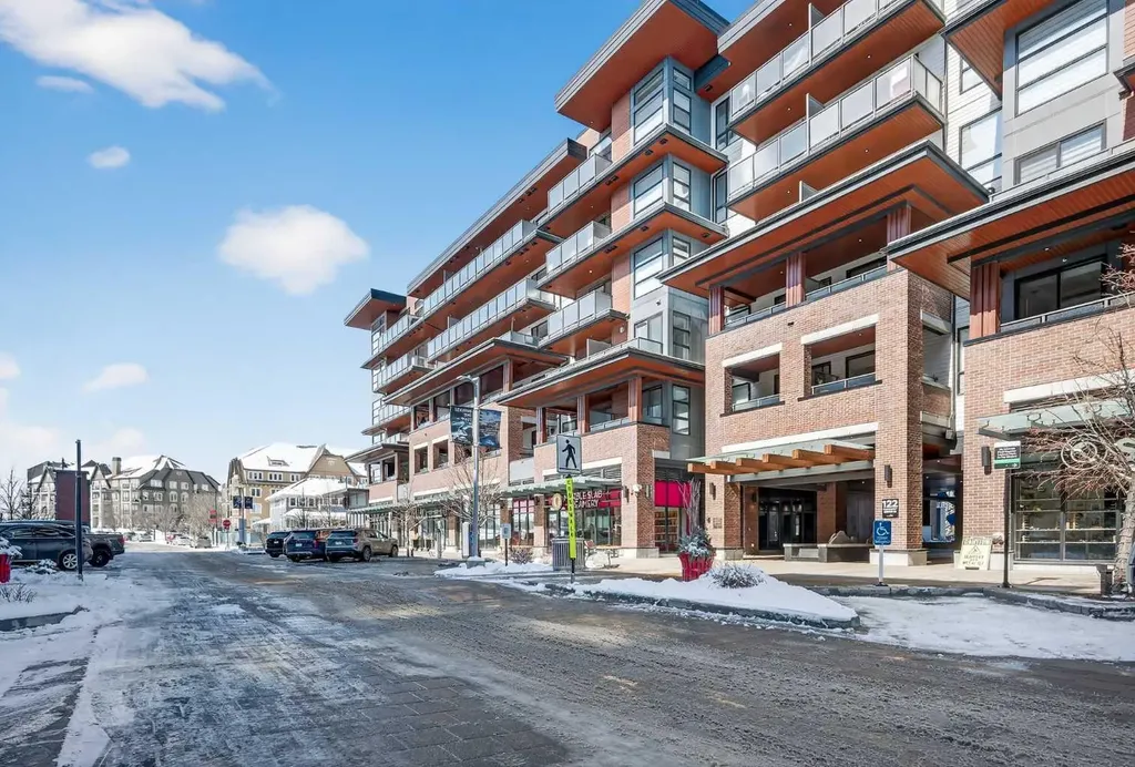 122 Mahogany Centre SE Calgary AB T3M2Y1