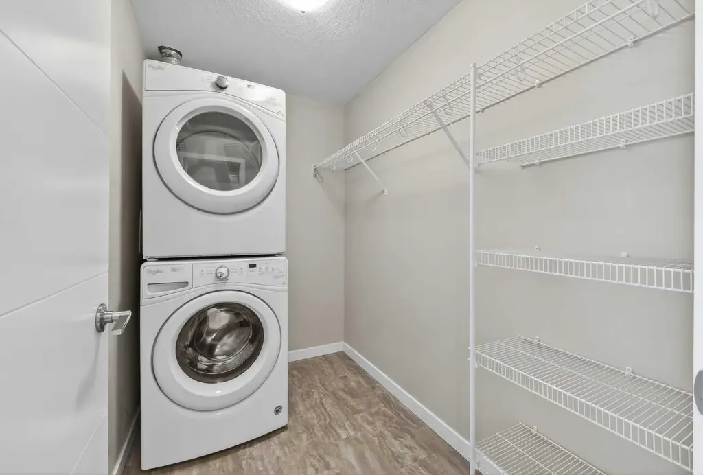 122 Mahogany Centre SE Calgary AB T3M2Y1