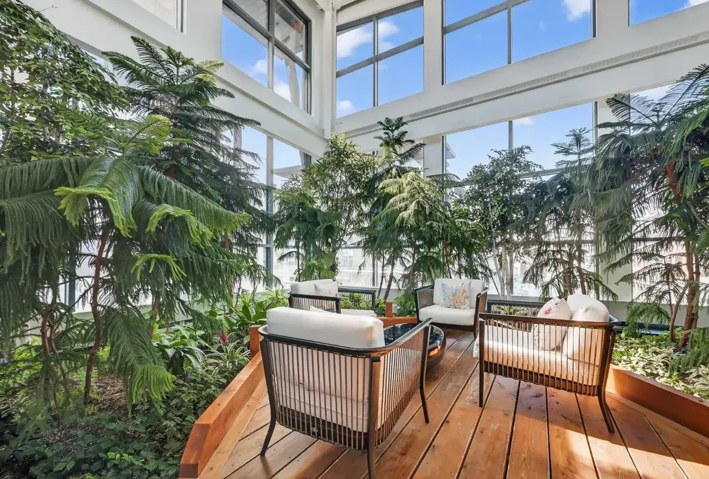 122 Mahogany Centre SE Calgary AB T3M2Y1