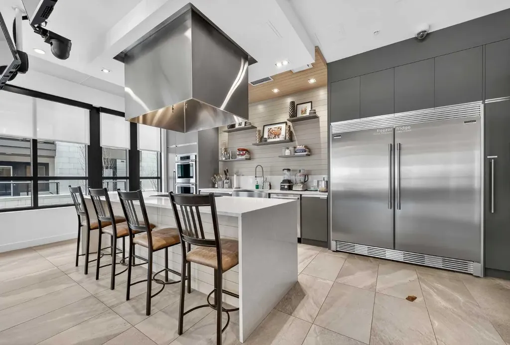 122 Mahogany Centre SE Calgary AB T3M2Y1