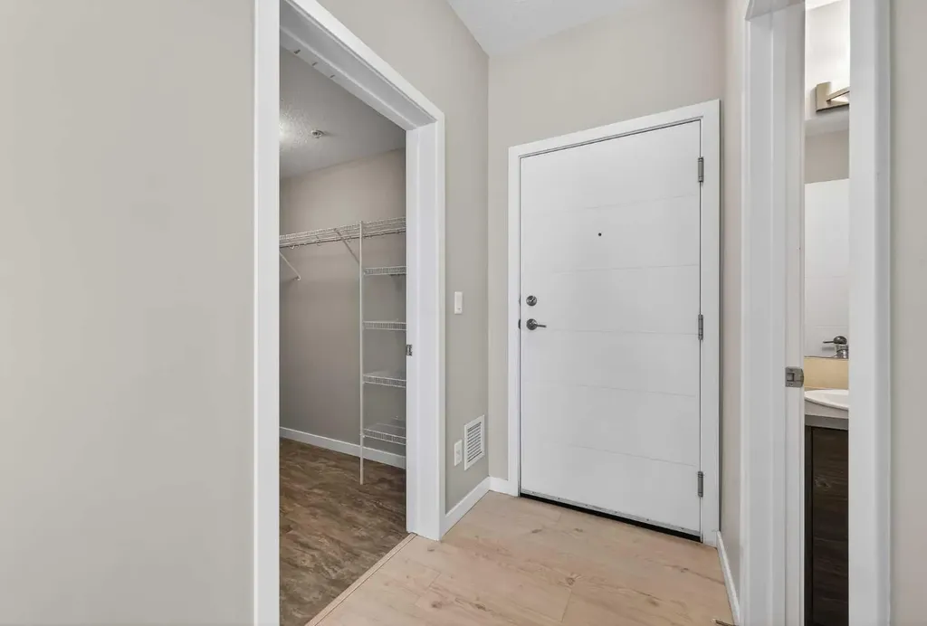 122 Mahogany Centre SE Calgary AB T3M2Y1