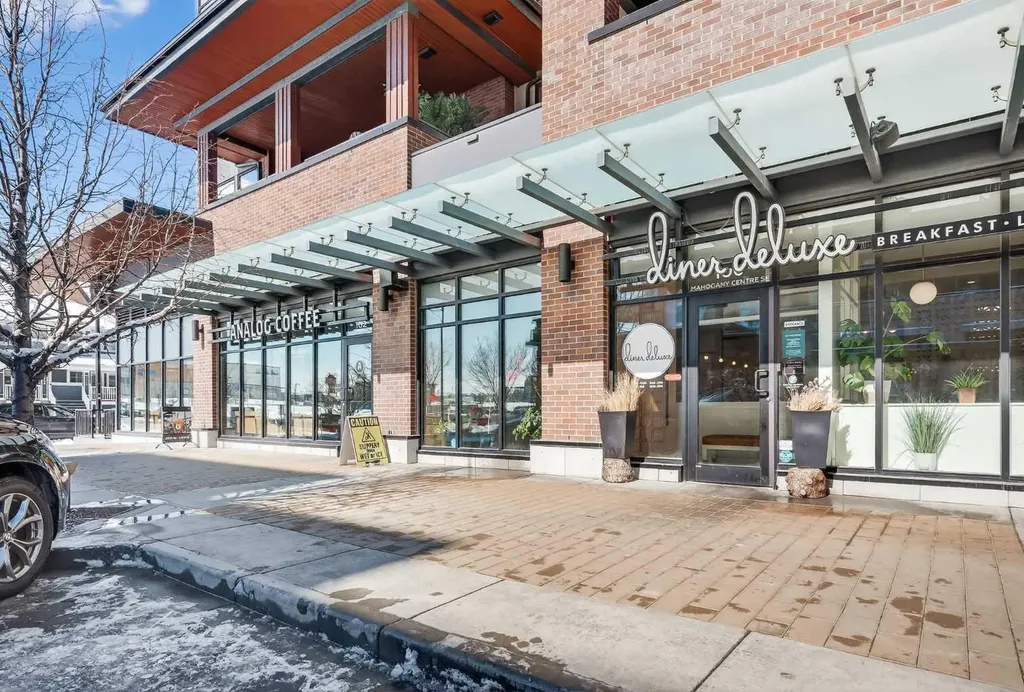 122 Mahogany Centre SE Calgary AB T3M2Y1