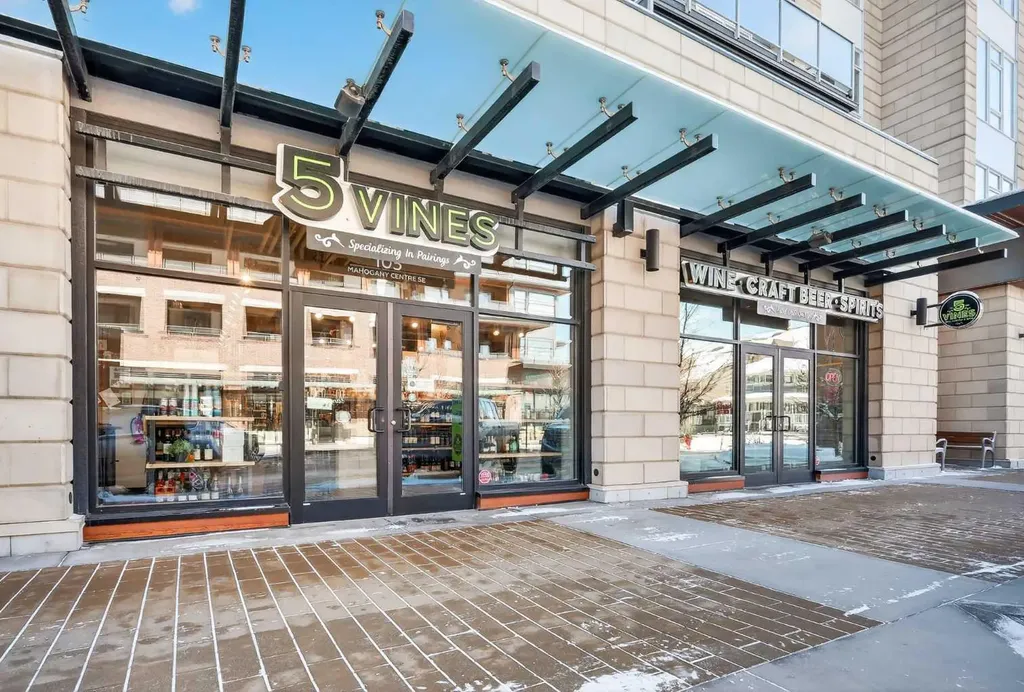 122 Mahogany Centre SE Calgary AB T3M2Y1