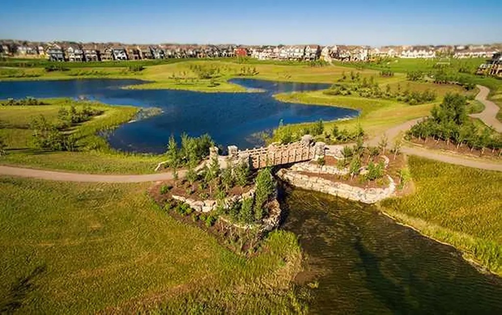122 Mahogany Centre SE Calgary AB T3M2Y1