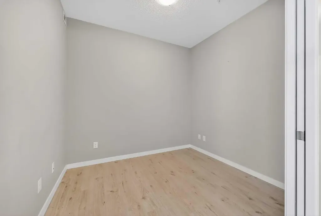 122 Mahogany Centre SE Calgary AB T3M2Y1