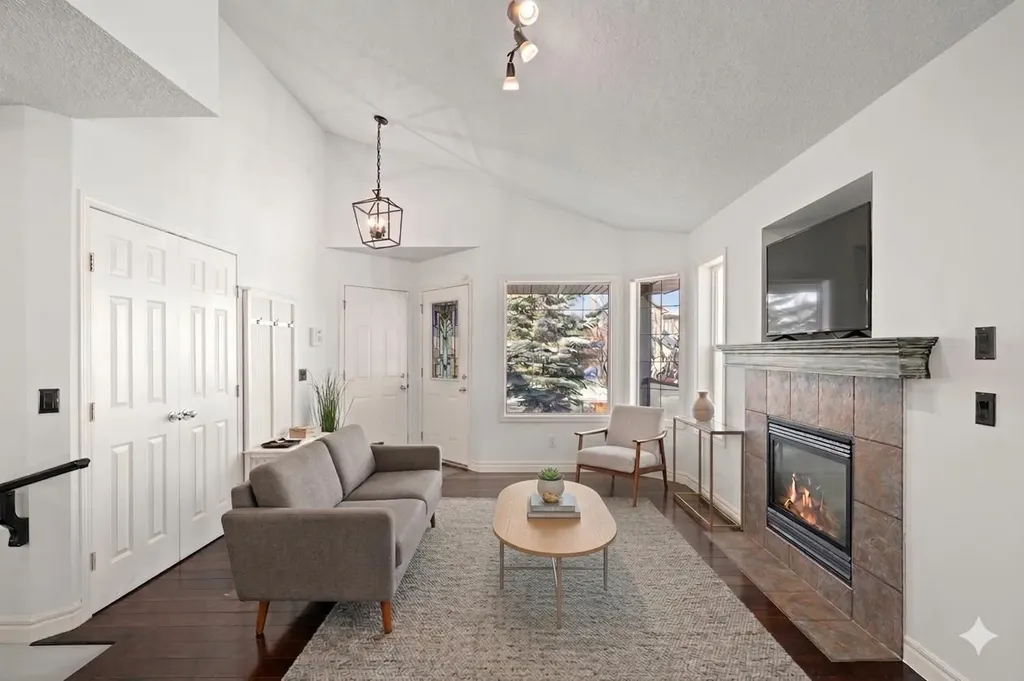 145 Cimarron Grove Circle Okotoks AB T1S 2M1