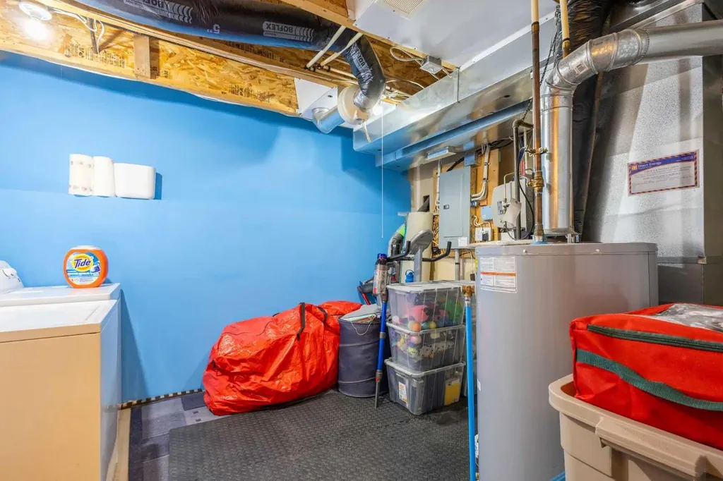 241 Elgin Gardens SE Calgary AB T2Z 4T6