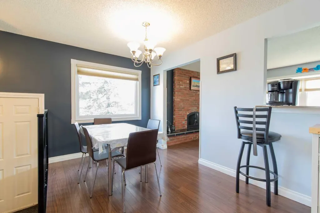 667 21 Street Fort Macleod AB T0L0Z0
